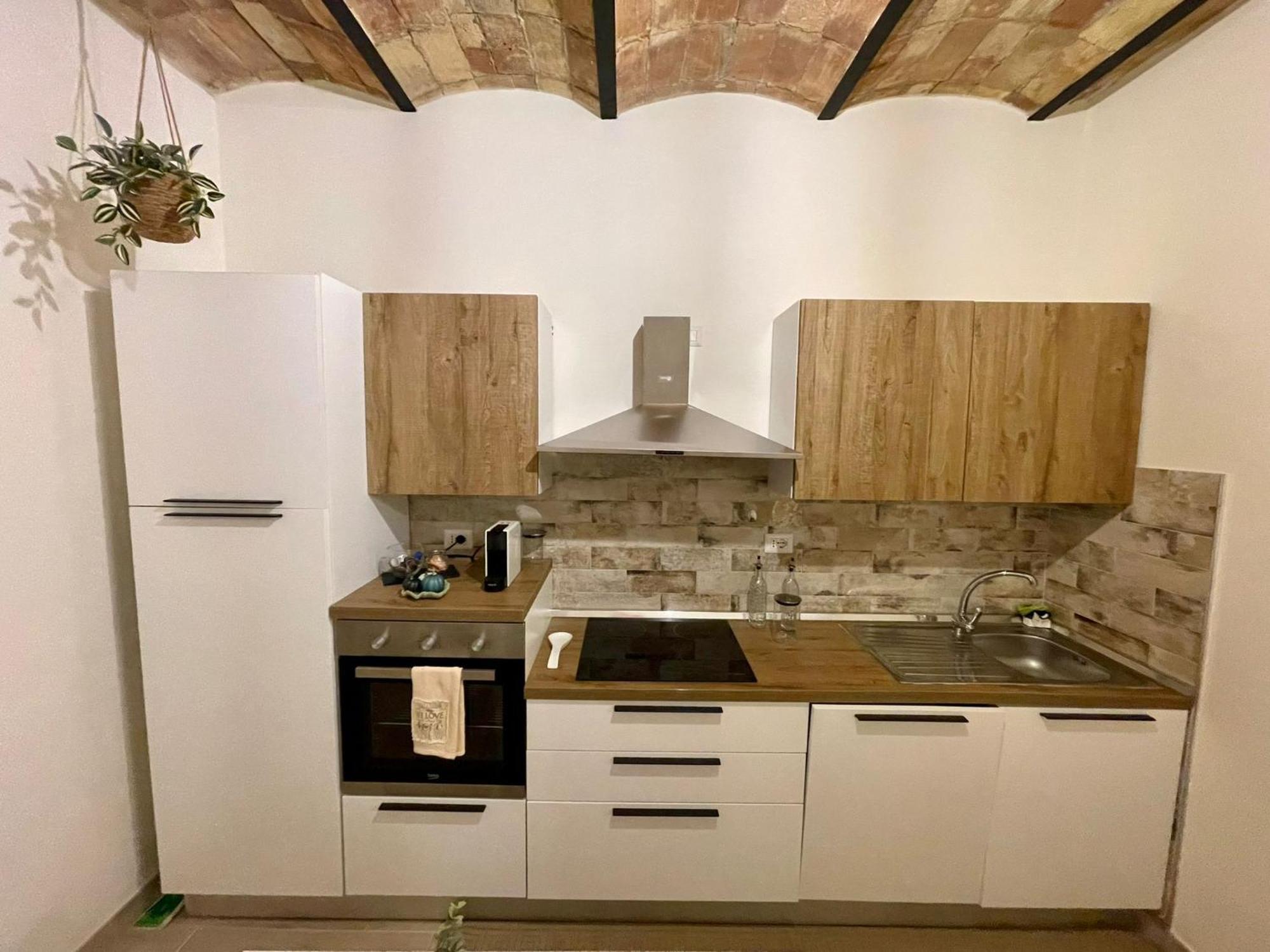 Casa Vacanze - La Torre - Appartamento Marta Bagian luar foto